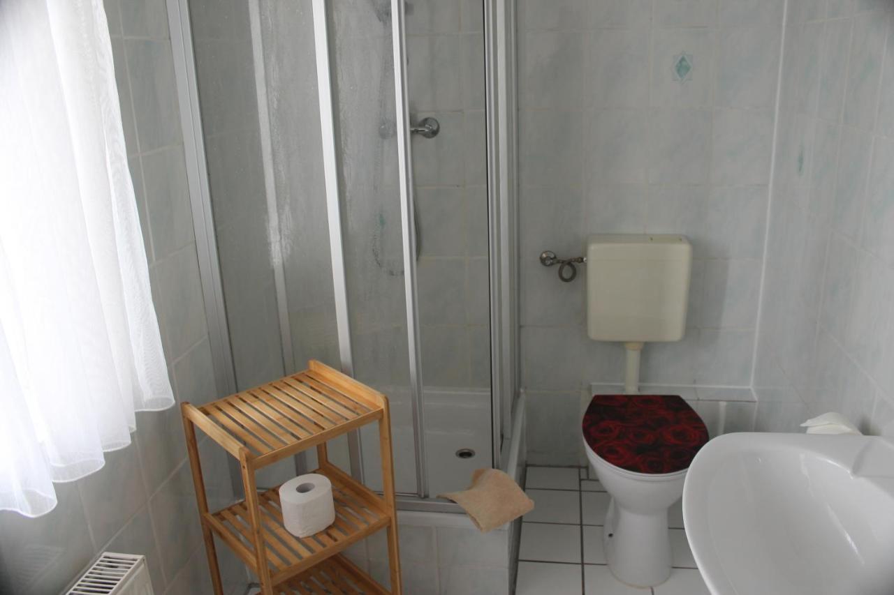 Gasthof & Pension Zum Saalestrand Bad Durrenberg Luaran gambar