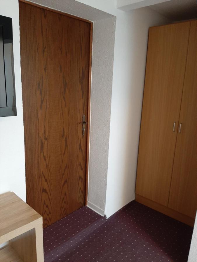Gasthof & Pension Zum Saalestrand Bad Durrenberg Luaran gambar